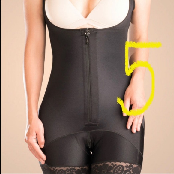 Small Faja bundle. 010 black and beige are mediums but will fit like smalls. - Picture 5 of 15